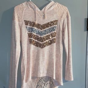 Women’s long sleeve shirt with hood size medium